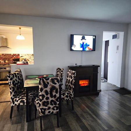 Apartamente De Inchiriat Lucky House 布拉索夫 外观 照片